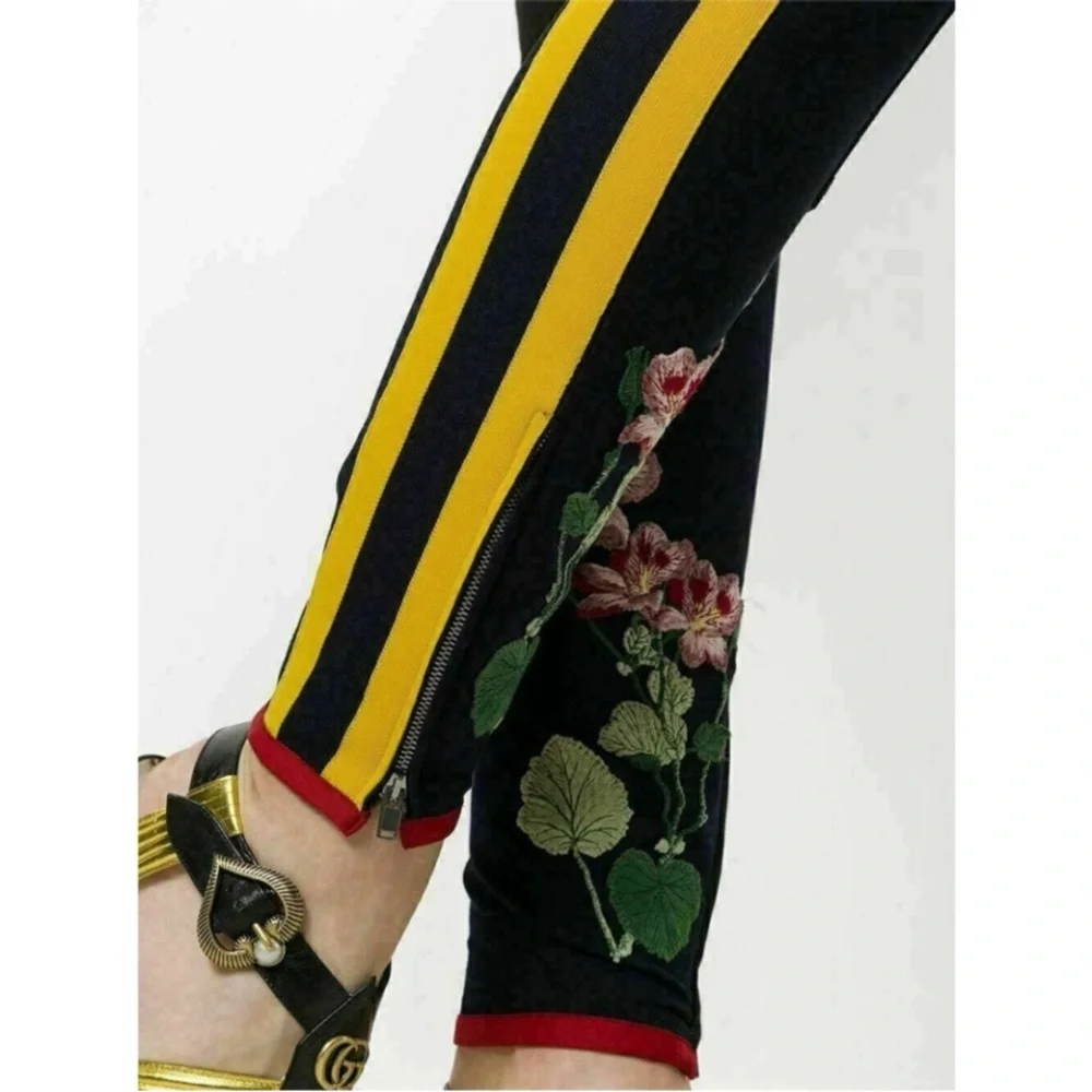 NWT Gucci Riding Pants with Floral Embroidery - Picture 9 of 12